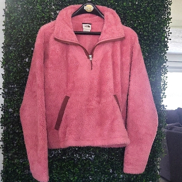 The North Face Women's Fuzzy Pink Teddy Jacket - Picture 1 of 6